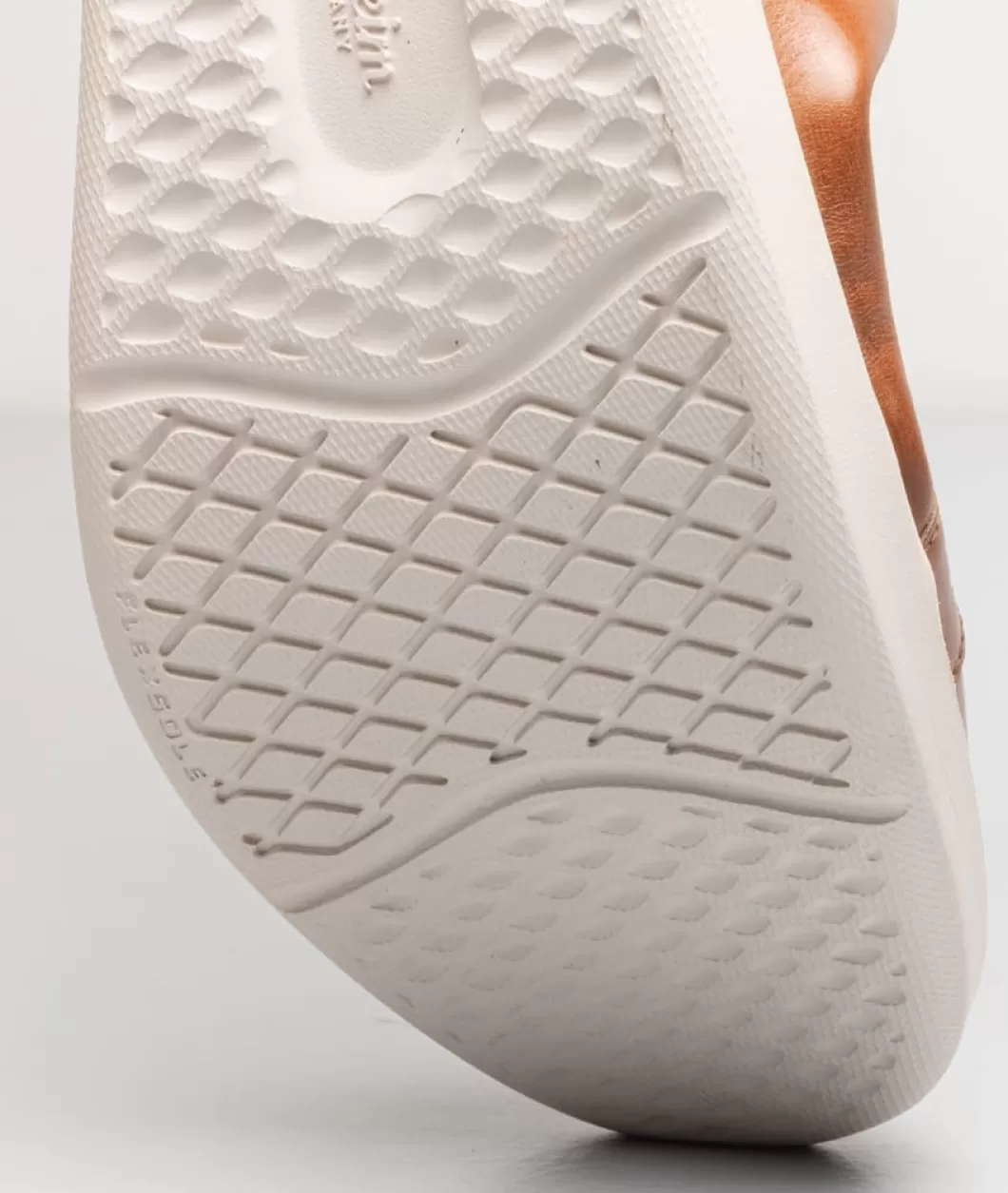 social_10.webp Clearance Florsheim Social White